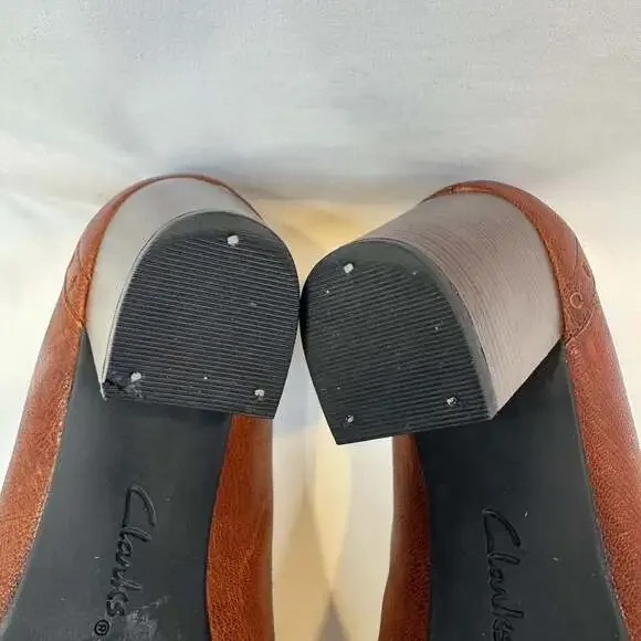 Clarks Indigo Brown Leather Kiltie Heeled Penny Loafers Size 8M - Picture 9 of 9